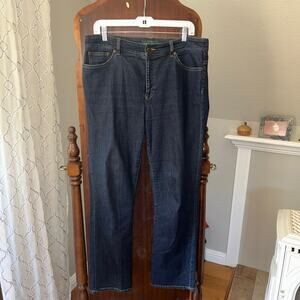 Lauren Ralph Lauren women’s size 12 strait leg blue jeans